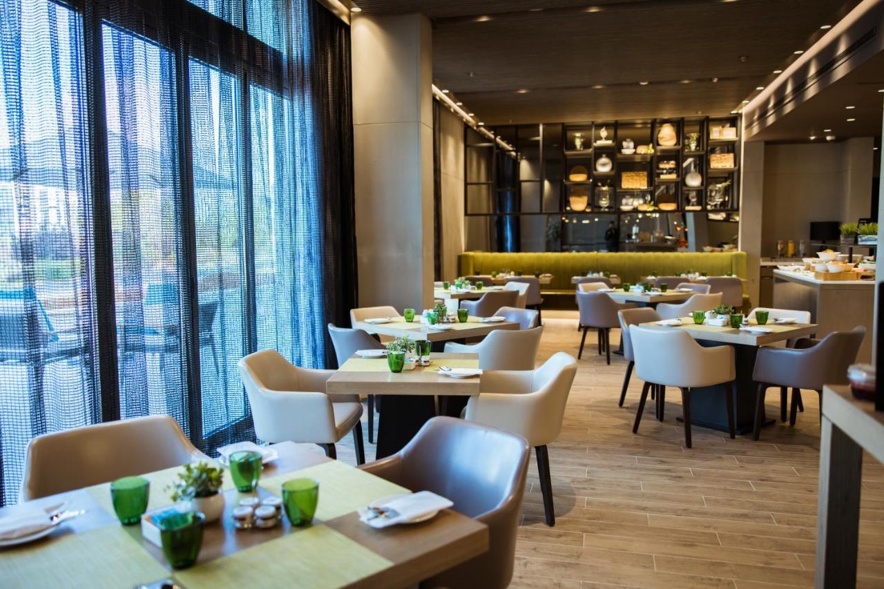 Hotel Centro Mada By Rotana